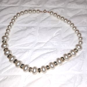 Pearl Necklace with Silver Beads